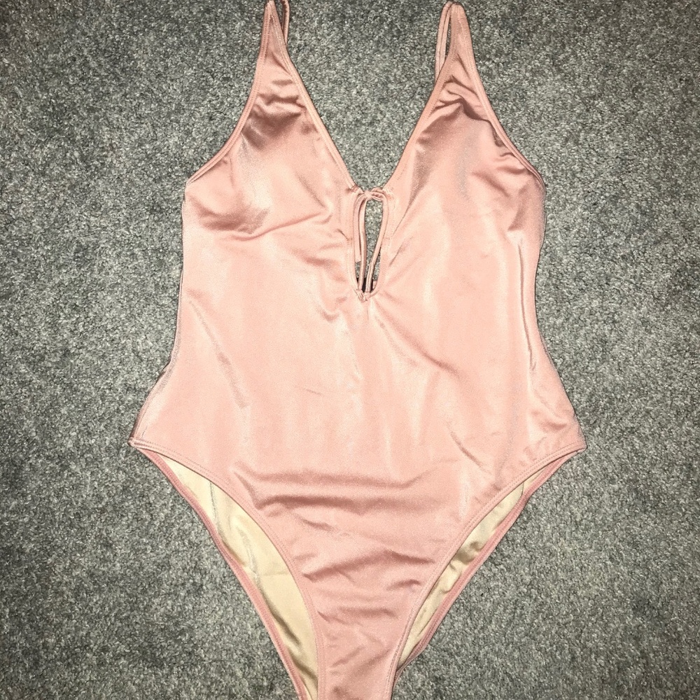 Womens L.A. Hearts One Piece Swimsuit 🩱